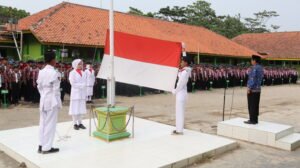 Peringati Hari Sumpah Pemuda ke-98, MTsN 2 Pemalang Gelar Upacara Bendera